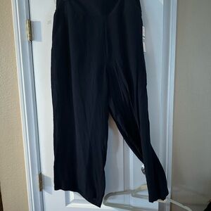 Nanette Lenore navy crop pants sheer on bottom of legs Size large Brand new